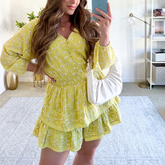 NEW Aerie  Floral Rock 'n' Ruffle Mini Dress Large - Picture 1 of 9